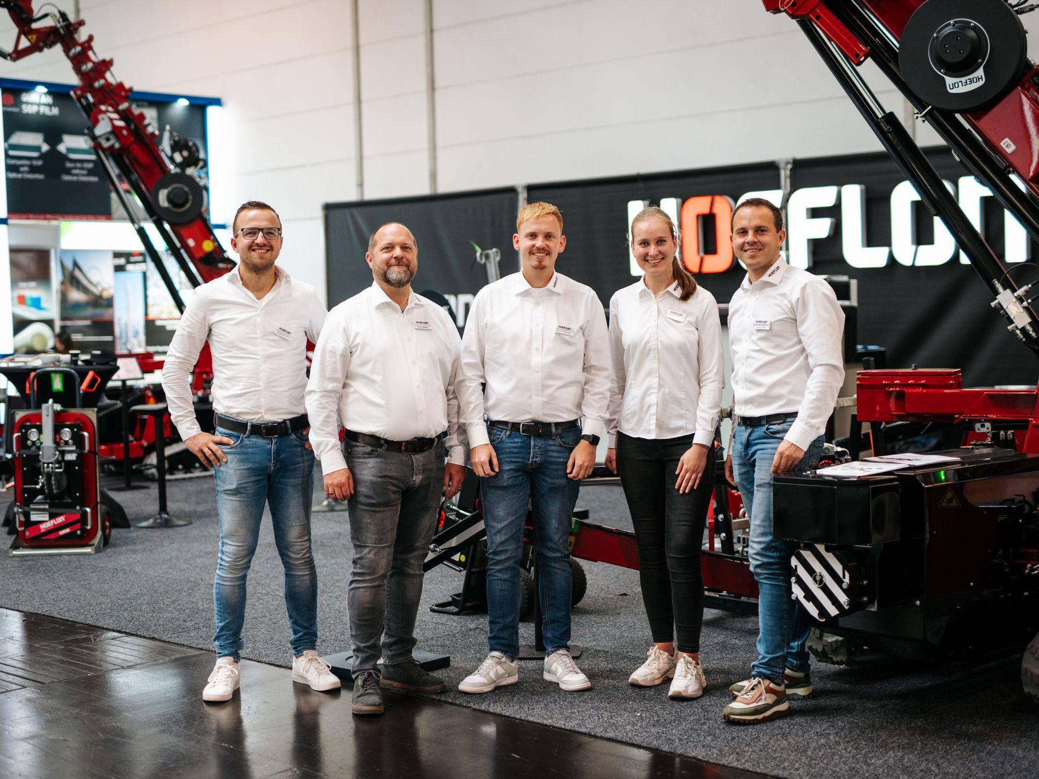Membres de l'équipe Hoeflon au salon Glasstec.